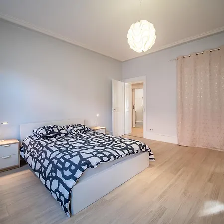 公寓 A Vos Pieds, Moderne Et Lumineux